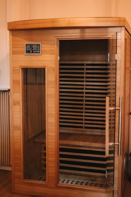 Ultimate Comfort ! Jacuzzi & Sauna. 贝桑松 外观 照片